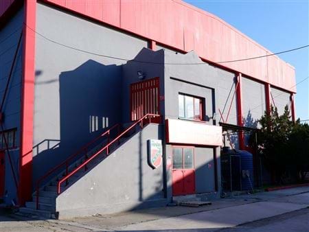 Nadir Vekiloğlu Spor Salonu