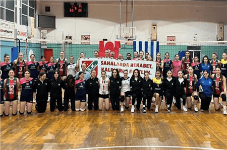 Sakız Kadınlar Voleybol Turnuvası Tamamlandı